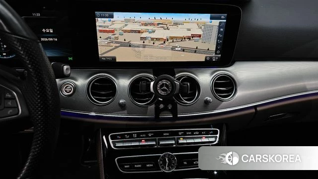 Mercedes-Benz E-Class W213 2018 Белый из Кореи, фото 4
