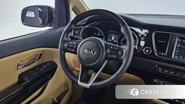 Kia The New Carnival 2018 Черный из Кореи, фото 4
