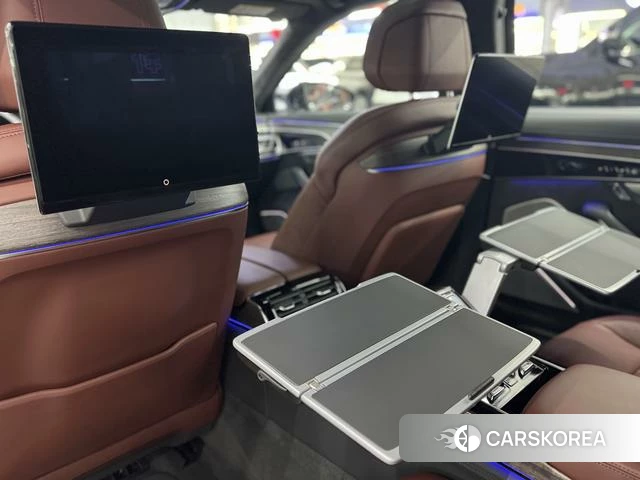 Audi A8 2021 Черный из Китая, фото 4
