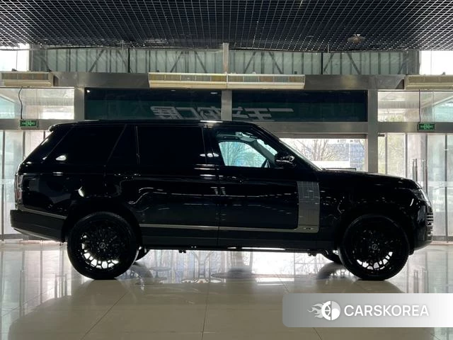 Land Rover Range Rover 2022 Черный из Китая, фото 4