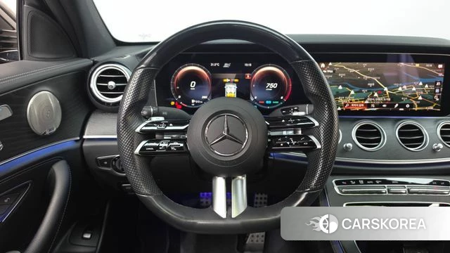 Mercedes-Benz E-Class W213 2022 Черный из Кореи, фото 4