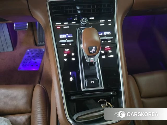 Porsche Panamera (971) 2019 Серебристо-серый из Кореи, фото 4