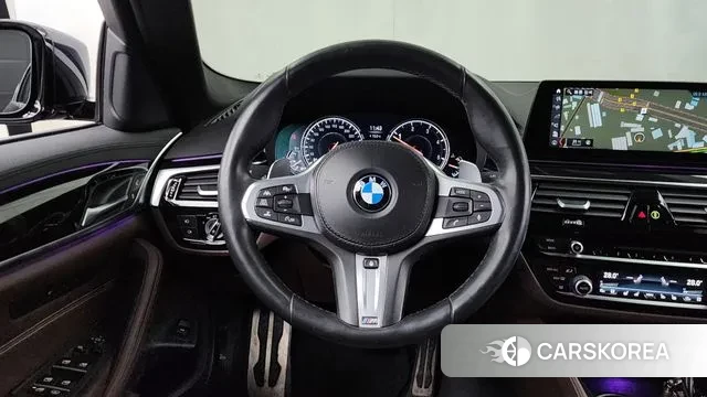 BMW 5 Series (G30) 2018 Черный из Кореи, фото 4