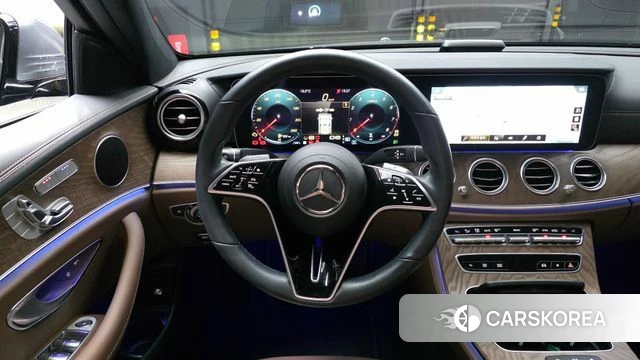 Mercedes-Benz E-Class W213 2022 Серый из Кореи, фото 4