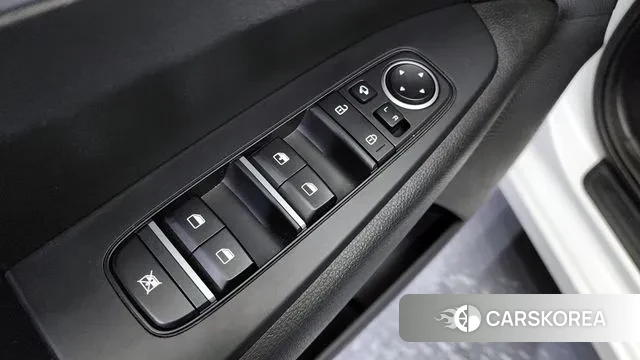 Kia The New K3 2nd generation 2021 Белый из Кореи, фото 4