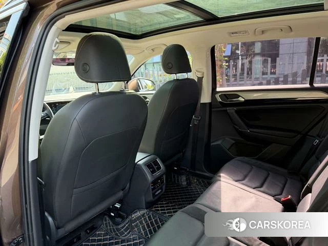 Volkswagen Tanyue 2021 Коричневый из Китая, фото 4