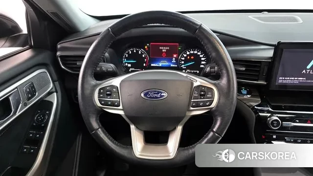 Ford Explorer 6th Generation 2021 Белый из Кореи, фото 4