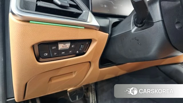 BMW i4 2022 Темно-зеленый из Кореи, фото 4