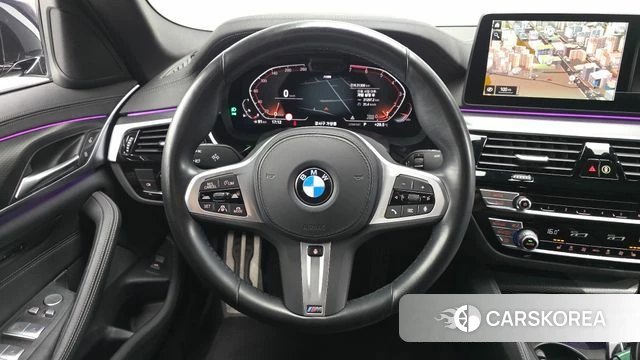 BMW 5 Series (G30) 2022 Черный из Кореи, фото 4