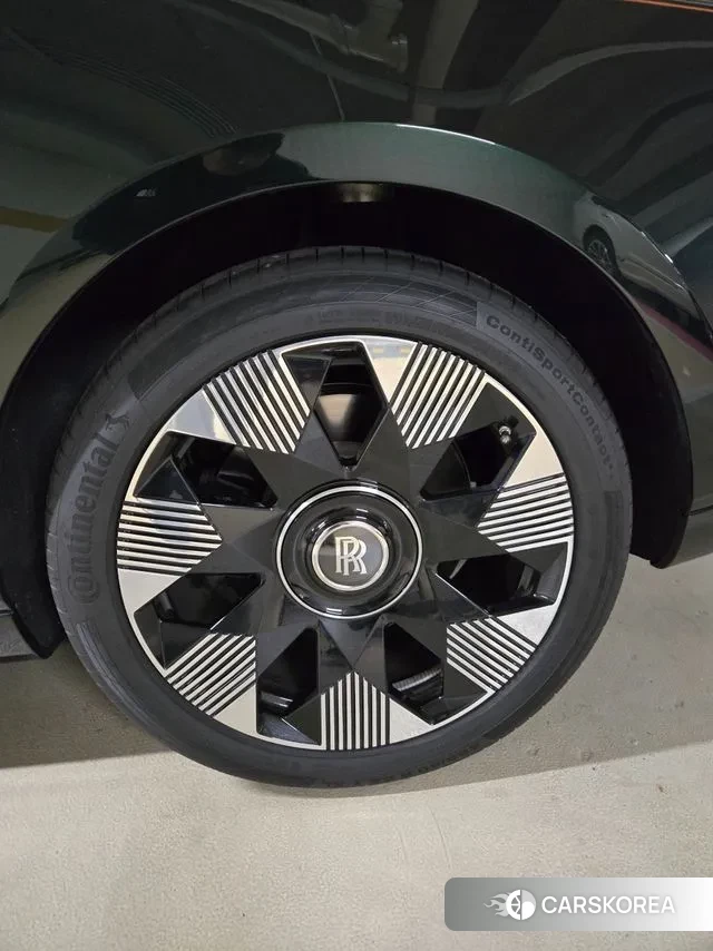 Rolls-Royce Phantom 2023 Черный из Кореи, фото 4