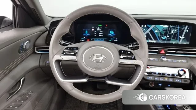 Hyundai The New Avante (CN7) 2024 Белый из Кореи, фото 4