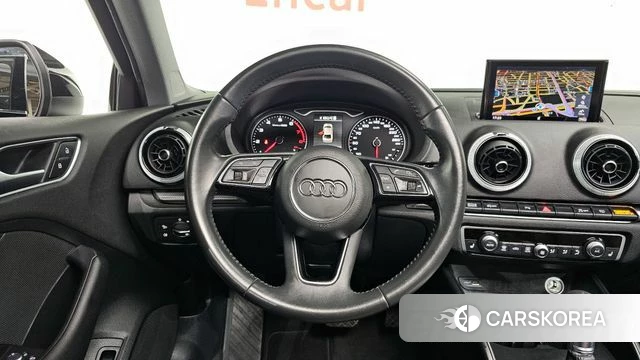 Audi New A3 2018 Черный из Кореи, фото 4