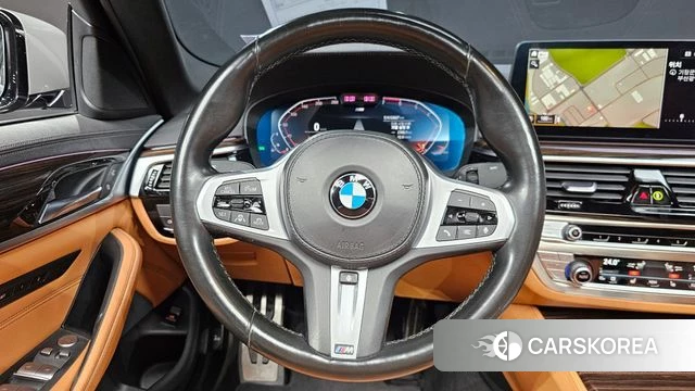 BMW 5 Series (G30) 2021 Серебристо-серый из Кореи, фото 4