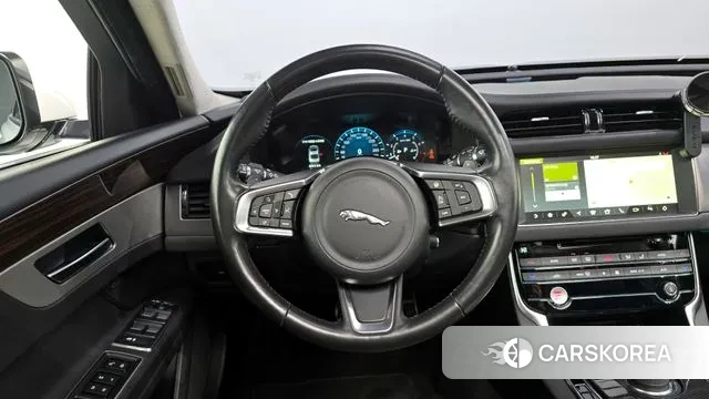 Jaguar XF (X260) 2018 Белый из Кореи, фото 4
