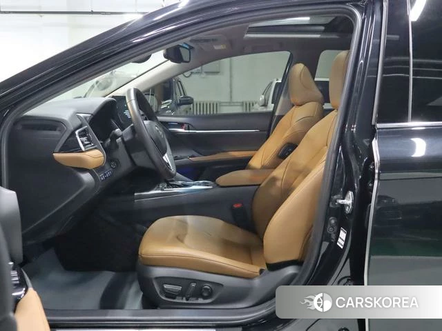 Toyota Camry 2021 Черный из Китая, фото 4
