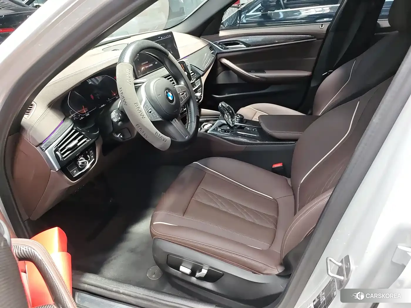 BMW 5 series 2023 Белый из Китая, фото 4