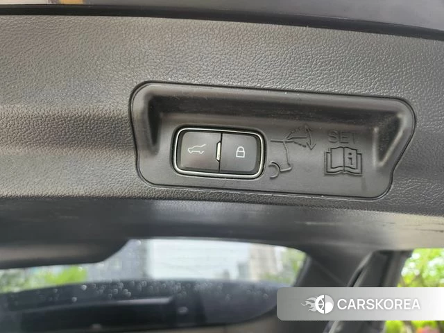 Ford Explorer 6th Generation 2020 Черный из Кореи, фото 4