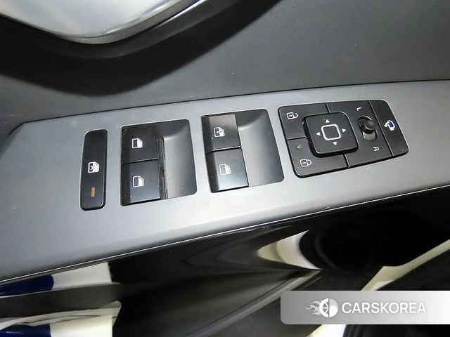 Kia Di Ol Nu Niro 2022 Белый из Кореи, фото 4