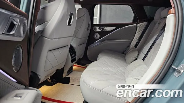 BMW XM (G09) 2023 Серебристо-серый из Кореи, фото 4