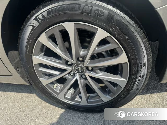 Lexus ES 2022 Шампань из Китая, фото 4