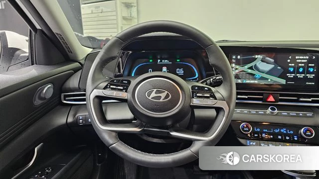 Hyundai The New Avante (CN7) 2024 Белый из Кореи, фото 4
