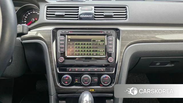 Volkswagen The New Passat 2018 Черный из Кореи, фото 4