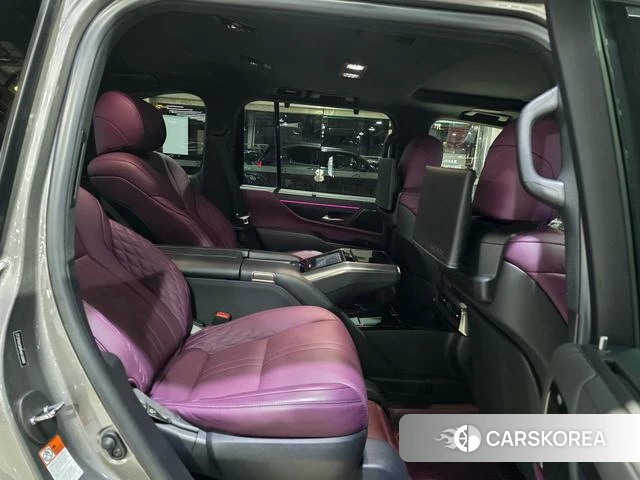 Lexus LX 2024 Темно-серый из Китая, фото 4