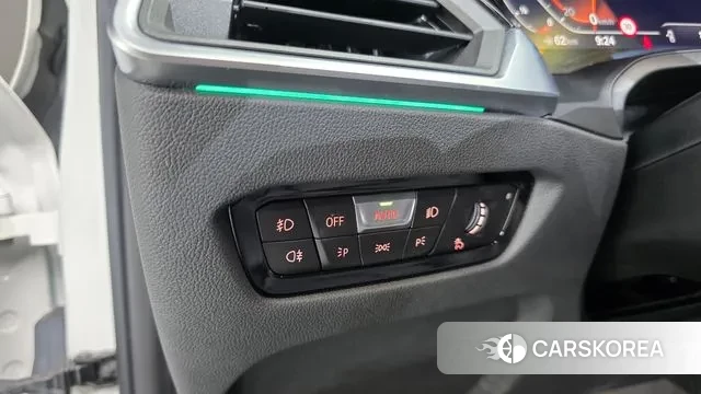 BMW 3 Series (G20) 2021 Белый из Кореи, фото 4