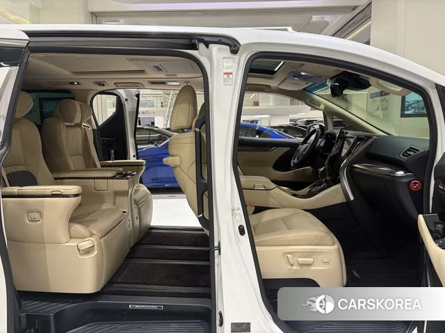 Toyota Elfa 2019 Белый из Китая, фото 4