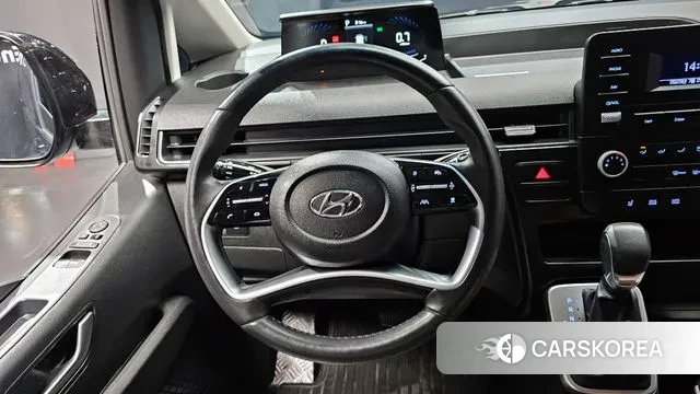 Hyundai Staria 2023 Черный из Кореи, фото 4