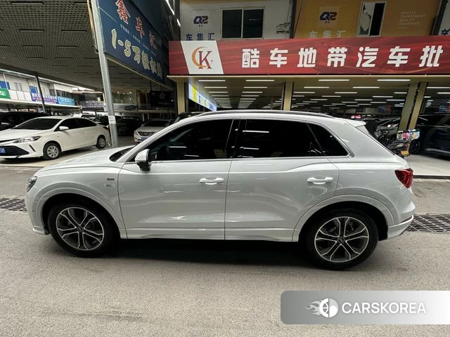Audi Q3 2022 Белый из Китая, фото 4