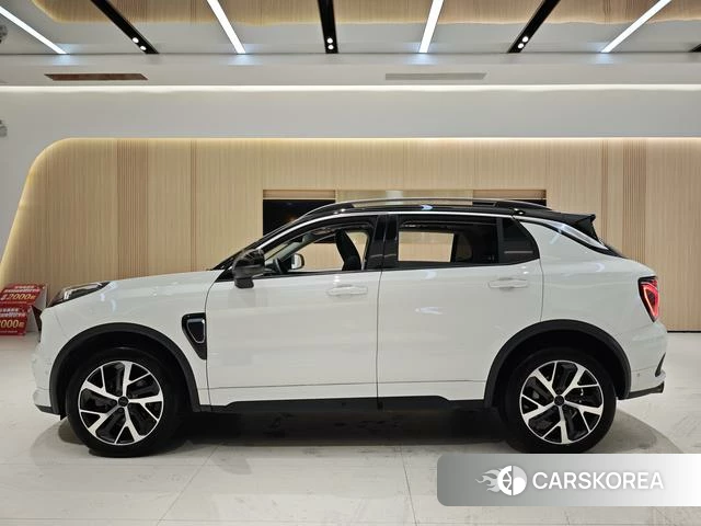 Lynk 01 2019 Белый из Китая, фото 4