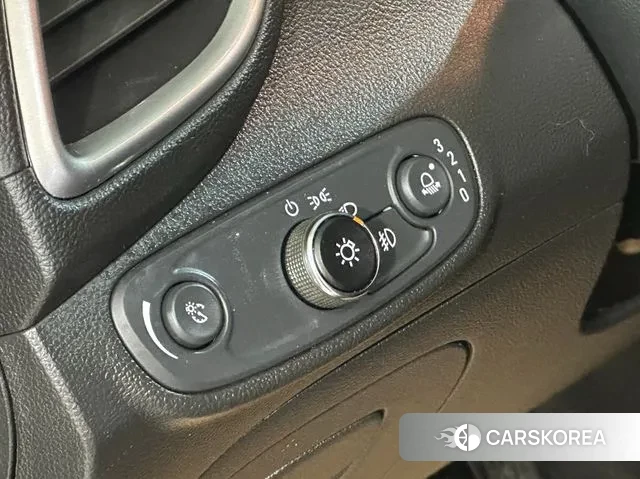 Chevrolet (GM Daewoo) The New Trax 2020 Серый из Кореи, фото 4