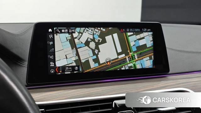 BMW 5 Series (G30) 2018 Белый из Кореи, фото 4