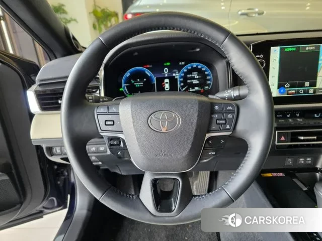 Toyota Camry (XV80) 2024 Синий из Кореи, фото 4