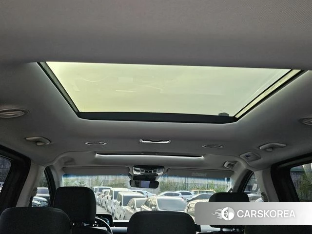 Hyundai Staria 2025 Черный из Кореи, фото 4