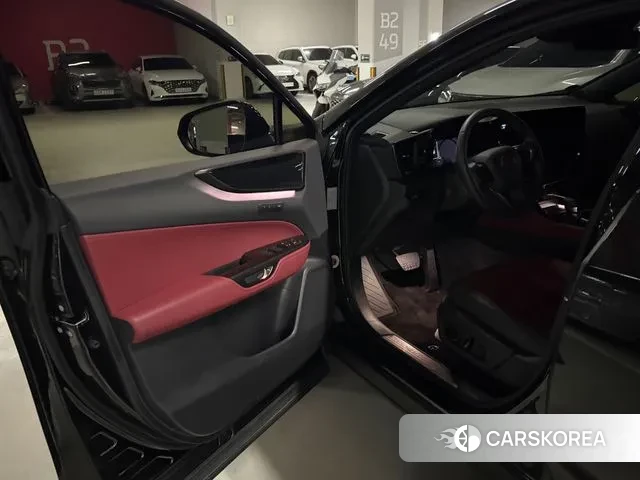 Lexus NX350h Second generation 2025 Черный из Кореи, фото 4