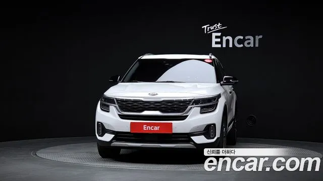 Kia Seltos 2019 Белый из Кореи, фото 4