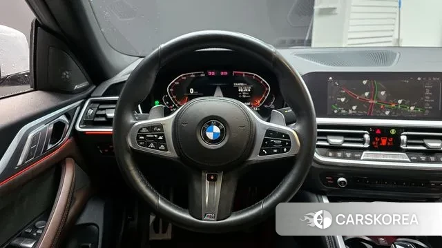 BMW 4 Series (G22) 2023 Серебристо-серый из Кореи, фото 4