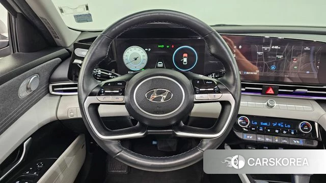 Hyundai Avante Hybrid (CN7) 2021 Серебристо-серый из Кореи, фото 4
