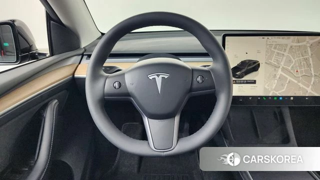 Tesla Model Y 2023 Черный из Кореи, фото 4