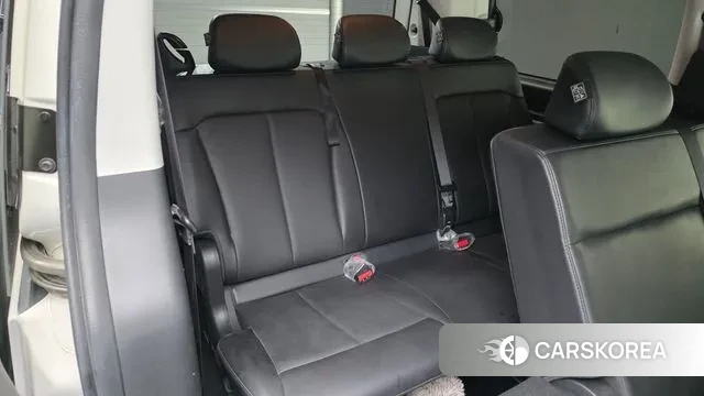 Hyundai Staria 2022 Белый из Кореи, фото 4