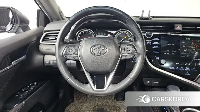 Toyota Camry (XV70) 2018 Серебристо-серый из Кореи, фото 4