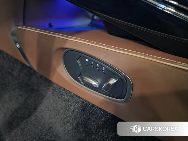 Aston Martin Vantage 2nd Generation 2025 Серебристо-серый из Кореи, фото 4