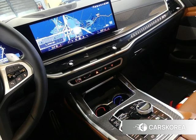 BMW X7 (G07) 2025 Белый из Кореи, фото 4