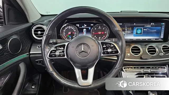 Mercedes-Benz E-Class W213 2020 Черный из Кореи, фото 4