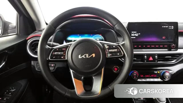Kia The New K3 2nd generation 2021 Серебристо-серый из Кореи, фото 4