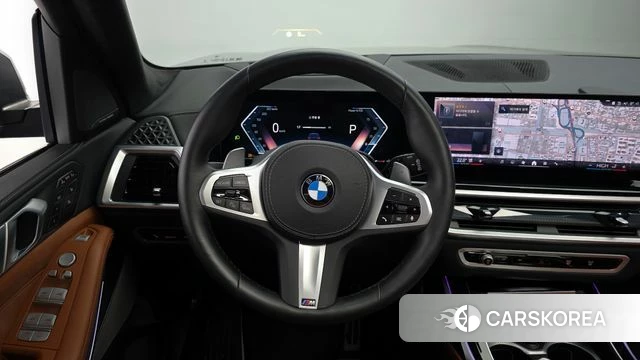 BMW X7 (G07) 2024 Черный из Кореи, фото 4