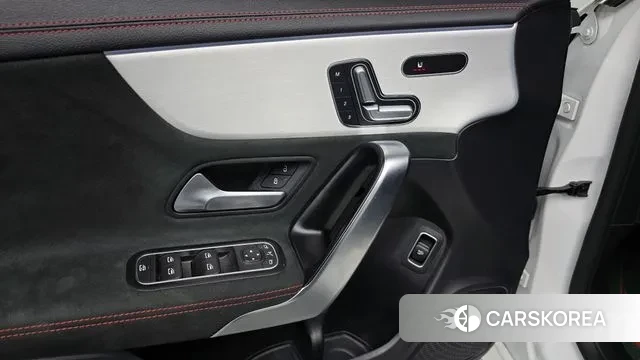 Mercedes-Benz CLA-Class C118 2023 Белый из Кореи, фото 4