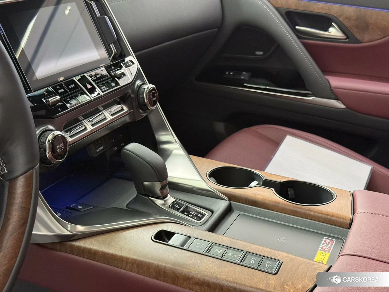 Lexus LX 2024 Белый из Китая, фото 4